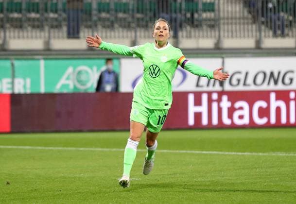 VfL vs. Servette FC Chenois, CL Frauen Wolfsburg, 13.10.2021, FUßBALL - VfL Wolfsburg vs. Servette FC Chenois de FÃ minin, Champions League Frauen, Gruppe A, Saison 2021 22. Svenja Huth (VfL Wolfsburg) jubelt nach ihrem Tor zum 1:0 Wolfsburg
