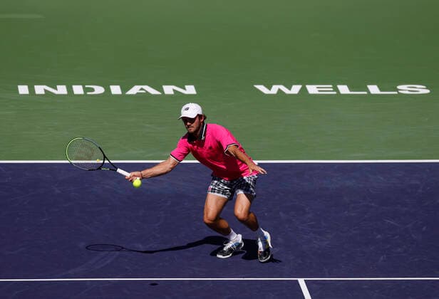 October 13, 2021 Tommy Paul returns a shot against Cameron Norrie of Great Britain during the 2021 BNP Paribas Open at Indian Wells Tennis Garden in Indian Wells, California. Mandatory Photo Credit : CSM Indian Wells United States of America - ZUMAc04_ 20211013_zaf_c04_065 Copyright: xCharlesxBausx