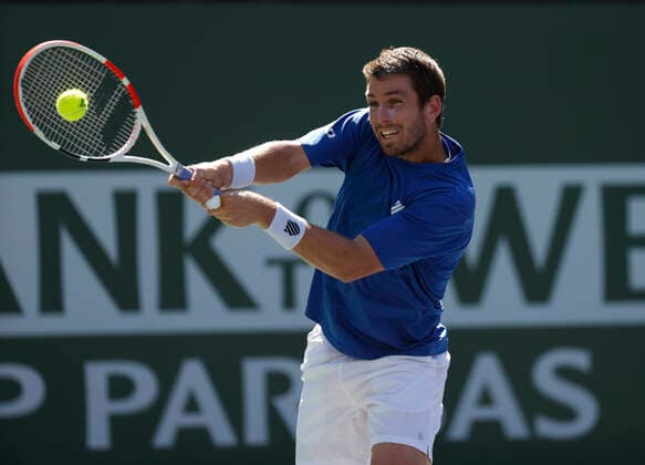 October 13, 2021 Cameron Norrie of Great Britain returns a shot against Tommy Paul during the 2021 BNP Paribas Open at Indian Wells Tennis Garden in Indian Wells, California. Mandatory Photo Credit : CSM Indian Wells United States of America - ZUMAc04_ 20211013_zaf_c04_077 Copyright: xCharlesxBausx