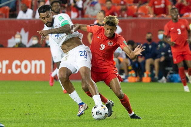 October 13, 2021, Toronto, on, Canada: Canada s Charles-Andreas Brym (right) battles for the ball with Panama s Anibal Godoy during second half World Cup qualifying action in Toronto on Wednesday, October 13, 2021. Charles-Anreas Brym; Anibal Godoy  - ZUMAc35_ 20211013_zaf_c35_079 Copyright: xChrisxYoungx