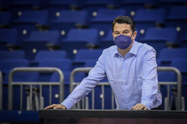 14.10.2021, xlakx, Basketball EuroLeague, Alba Berlin - Baskonia Vitoria Gasteiz emspor, v.l. Israel Gonzalez (Alba Berlin Trainer) Berlin