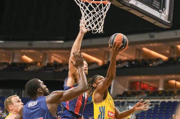 14.10.2021, xlakx, Basketball EuroLeague, Alba Berlin - BASKONIA VITORIA emspor, v.l. Jaleen Smith (Alba Berlin No.3) Berlin
