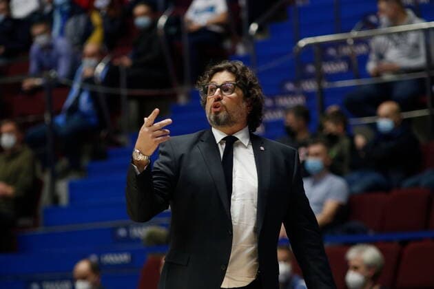 Saint Petersburg, Russia - 14 october 2021: Basketball. Euroleague 2021-2022, BC Zenit vs FC Bayern Munich. Head coach of the Bayern basketball club Andrea Trinchieri MaksimxKonstantinov