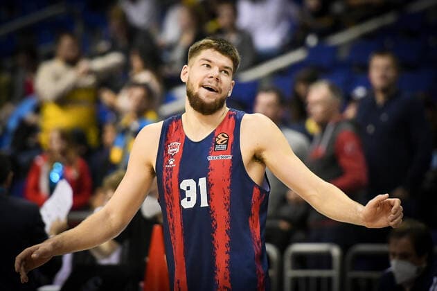 14.10.2021, xlakx, Basketball EuroLeague, Alba Berlin - Baskonia Vitoria Gasteiz emspor, v.l.Rokas Giedraitis (Baskonia Vitoria Gasteiz No.31) Berlin