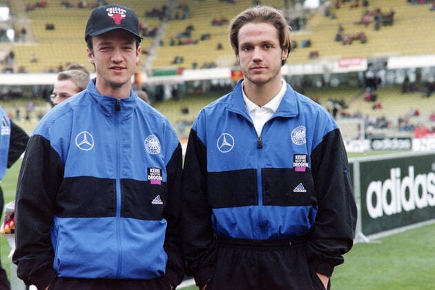 09.11.96 Deutschland - Nordirland Deutschland, Nürnberg, 09.11.1996, Fussball, WM Qualifikation, DFB Deutschland - Nordirland (1:1): v.l. Fredi Bobic, Thomas Schneider (beide Deutschland). *** 09 11 96 Germany Northern Ireland Germany, Nuremberg, 09 11 1996, Football, World Cup Qualification, DFB Germany Northern Ireland 1 1 v l Fredi Bobic, Thomas Schneider both Germany