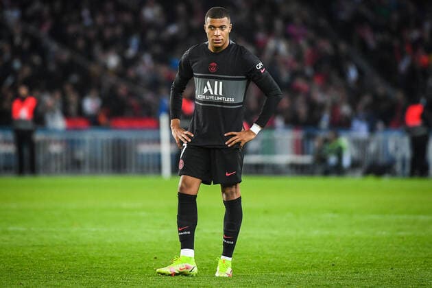 October 15, 2021, Paris, France, France: Kylian MBAPPE of PSG during the Ligue 1 match between Paris Saint-Germain (PSG) and Angers SCO at Parc des Princes stadium on October 15, 2021 in Paris, France. Paris France - ZUMAm308 20211015_zsp_m308_022 Copyright: xMatthieuxMirvillex