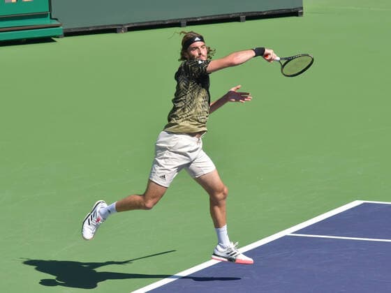 INDIAN WELLS, CA - OCTOBER 15: Stefanos Tsitsipas (GRE) hits a forehand during his quarterfinal match at the BNP Paribas Open on October 15, 2021, at the Indian Wells Tennis Garden in Indian Wells, CA. (Photo by Cynthia Lum Icon Sportswire) TENNIS: OCT 15 BNP Paribas Open Icon2502110151250