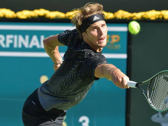 INDIAN WELLS, CA - OCTOBER 15: Alexander Zverev (GER) hitting a backhand during his quarterfinal match at the BNP Paribas Open on October 15, 2021, at the Indian Wells Tennis Garden in Indian Wells, CA. (Photo by Cynthia Lum Icon Sportswire)F TENNIS: OCT 15 BNP Paribas Open Icon2502110151261