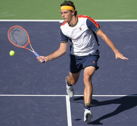 Taylor Fritz (USA) defeated Alexander Zverev (GER) 4-6, 6-3, 7-6 (7-3), at the BNP Paribas Open being played at Indian Wells Tennis Garden in Indian Wells, California on October 15,2021: Ã‚ Tennisclix CSM Indian Wells USA - ZUMAc04_ 20211015_zaf_c04_093 Copyright: xKarlaxKinnex