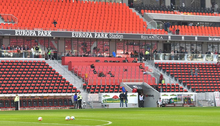 16.10.2021, xblx, Fussball 1.Bundesliga, SC Freiburg - RB Leipzig emspor, v.l. neues Stadion (DFL DFB REGULATIONS PROHIBIT ANY USE OF PHOTOGRAPHS as IMAGE SEQUENCES and or QUASI-VIDEO) Freiburg