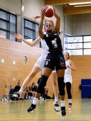 Duesseldorf, Germany, October 16 Sanata-Lea Ouedraogo (8 SNP Bascats) steals a rebound during the 1. Toyota Damen Basketball Bundesliga game between the Capitol Bascats Duesseldorf and SNP Bascats USC Heidelberg at Wekita Sportarena in Duesseldorf Tatjana Herzberg SPP Capitol Bascats Duesseldorf v SNP Bascats USC Heidelberg, 1. Toyota Damen Basketball Bundes Game, Wekita Sportarena 