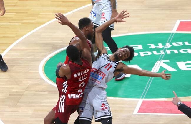 Giessens 11 TATE. Basketball, FC Bayern - Giessen, Bundesliga, Saison 2021-2022, am 17.10.2021 in Muenchen, A U D I D O M E, Deutschland. Quelle Copyright Credit : Oryk HAIST