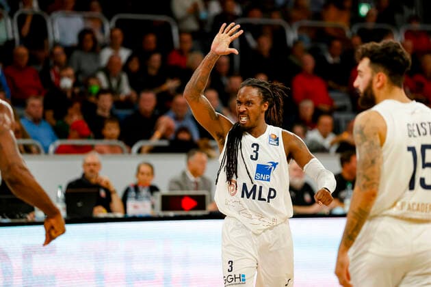 Robert Lowery (MLP Academics Heidelberg, 03) Brose Bamberg - MLP Academics Heidelberg - easyCredit-BBL - Basketball Bundesliga Saison 2021 22 Spieltag 4, 17.10.2021 Bamberg, Brose Arena Copyright: DanielxLöb