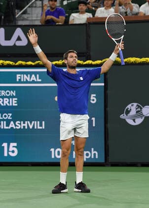 INDIAN WELLS, CA - OCTOBER 17: Cameron Norrrie of Great Britain reacts after defeating Nikoloz Basilashvili of Georgia to become the 2021 BNP Paribas Open Champion in a finals tennis match played on October 17, 2021 at the Indian Wells Tennis Garden in Indian Wells, CA. (Photo by John Cordes Icon Sportswire) TENNIS: OCT 17 BNP Paribas Open Icon506211017914