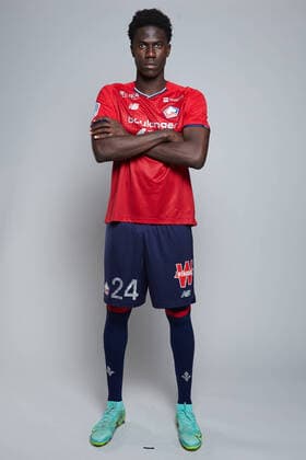 AMADOU ONANA FOOTBALL : Presentation - Lille - Photo Officielle -18 10 2021 Panoramic Panoramic 