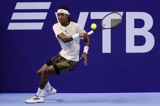 VTB Kremlin Cup 2021 International Tennis Tournament Mikael Ymer of Sweden returns the ball to Tommy Paul of United States during the men s singles Round of 32 tennis match of the ATP, Tennis Herren 250 VTB Kremlin Cup 2021 International Tennis Tournament at the Luzhniki Palace of Sports on October 19, 2021 in Moscow, Russia. Moscow Russia  Copyright: xMikexKireevx kireev-notitle211019_npDq5