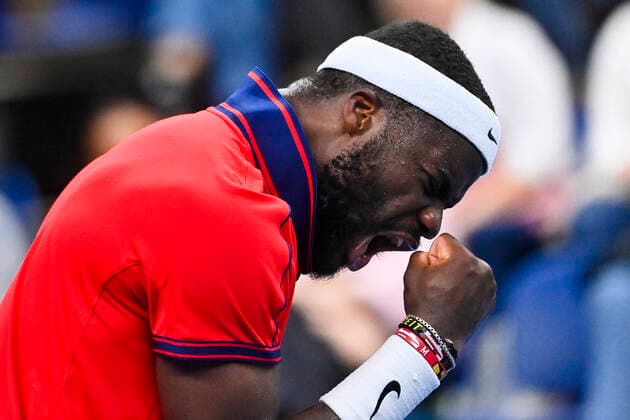 US Frances Tiafoe celebrates during a match between US Tiafoe and Britain s Murray, in the first round of the European Open Tennis ATP, Tennis Herren tournament, in Antwerp, Tuesday 19 October 2021. LAURIExDIEFFEMBACQ  x3117691x