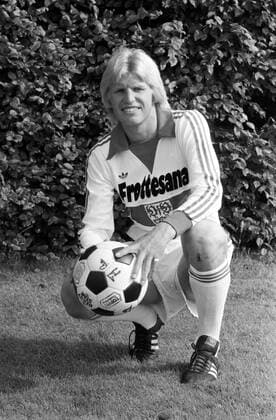 17.07.78 VfB Stuttgart Fototermin 1978 1979 Deutschland, Stuttgart, 17.07.1978, Fussball, Bundesliga, VfB Stuttgart Fototermin Saison 1978 1979: Bernd Förster. *** 17 07 78 VfB Stuttgart photo session 1978 1979 Germany, Stuttgart, 17 07 1978, football, Bundesliga, VfB Stuttgart photo session season 1978 1979 Bernd Förster