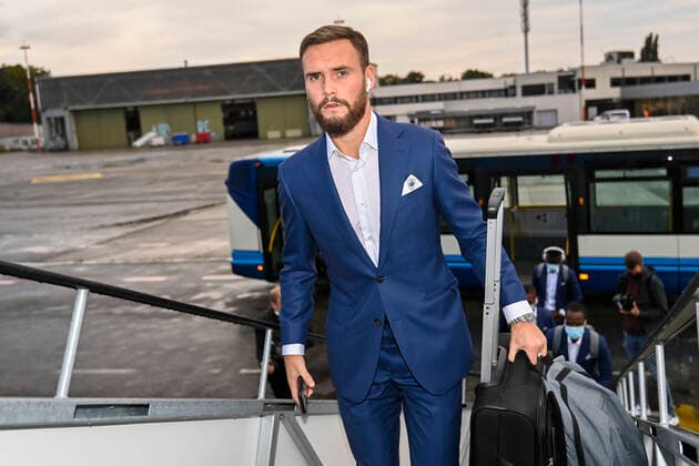 Antwerp s Birger Verstraete pictured at at the departure of Belgian soccer team Royal Antwerp FC, at Antwerp airport, Wednesday 20 October 2021, on the way to Istanbul, Turkey, ahead of tomorrow s Europa League game against Turkish soccer team Fenerbahce SK, on the third day (out of six) in Group D of the UEFA Europa League group stage. LAURIExDIEFFEMBACQ  x3117841x