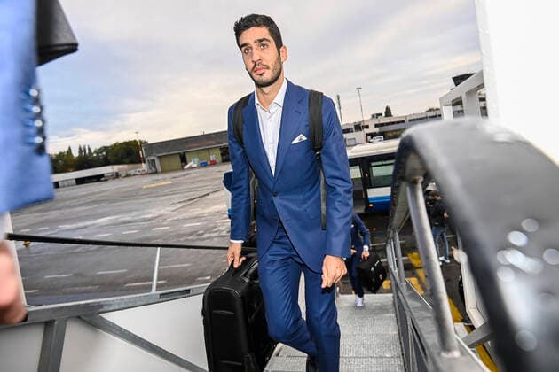 Antwerp s Dinis Almeida pictured at at the departure of Belgian soccer team Royal Antwerp FC, at Antwerp airport, Wednesday 20 October 2021, on the way to Istanbul, Turkey, ahead of tomorrow s Europa League game against Turkish soccer team Fenerbahce SK, on the third day (out of six) in Group D of the UEFA Europa League group stage. LAURIExDIEFFEMBACQ  x3117855x