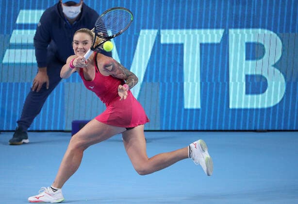 MOSCOW, RUSSIA - OCTOBER 20, 2021: The Czech Republic s Tereza Martincova returns the ball in her women s singles Round of 16 tennis match against Spain s Garbine Muguruza at the VTB Kremlin Cup 2021 at the Luzhniki Sports Palace. Mikhail Tereshchenko TASS  TS114D80