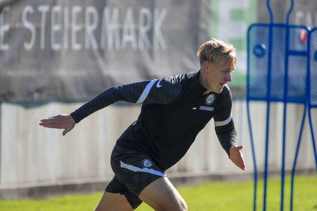 SOCCER - UEFA EL, Sturm vs Sociedad GRAZ,AUSTRIA,20.OCT.21 - SOCCER - UEFA Europa League, group stage, SK Sturm Graz vs Real Sociedad, preview, training Sturm. Image shows Niklas Geyrhofer (Sturm).  GEPAxpictures xMarioxBuehner