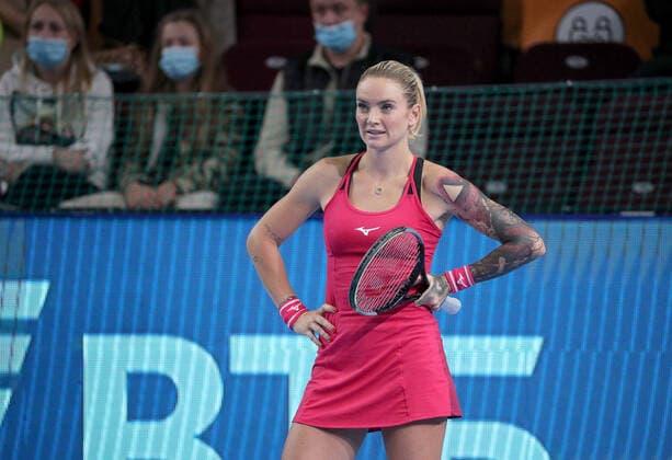 MOSCOW, RUSSIA - OCTOBER 20, 2021: The Czech Republic s Tereza Martincova is in action in her women s singles Round of 16 tennis match against Spain s Garbine Muguruza at the VTB Kremlin Cup 2021 at the Luzhniki Sports Palace. Mikhail Tereshchenko TASS  TS114DC4