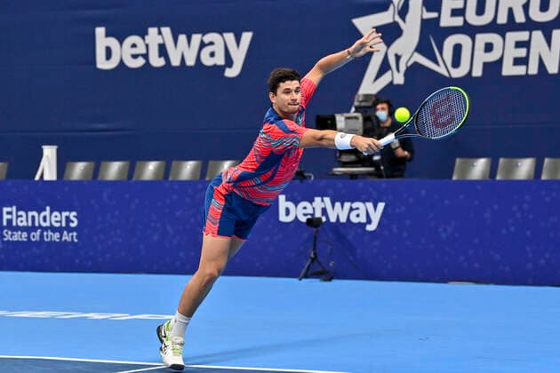 Spanish David Vega Hernandez pictured in action during a doubles men game between Belgian pair Gille-Vliegen and Argentina Delbonis and Spanish Hernandez, a 1 8 finals game at the European Open Tennis ATP, Tennis Herren tournament, in Antwerp, Wednesday 20 October 2021. DIRKxWAEM  x3118037x