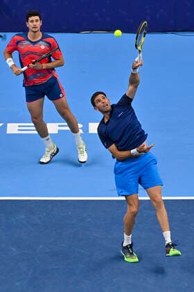 Spanish David Vega Hernandez and Argentina s Federico Delbonis pictured in action during a doubles men game between Belgian pair Gille-Vliegen and Argentina Delbonis and Spanish Hernandez, a 1 8 finals game at the European Open Tennis ATP, Tennis Herren tournament, in Antwerp, Wednesday 20 October 2021. DIRKxWAEM  x3118059x