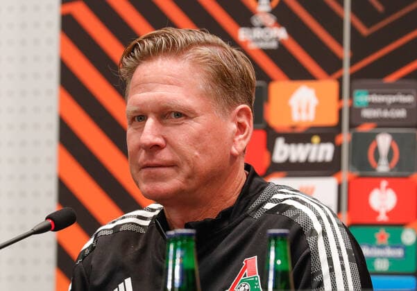 Sport Bilder des Tages MOSCOW, RUSSIA - OCTOBER 20, 2021: Lokomotiv Moscow s head coach Markus Gisdol gives a press conference, PK, Pressekonferenz on the eve of the 2021-22 UEFA Europa League Group Stage match against Galatasaray. Mikhail Japaridze TASS  TS114E2F