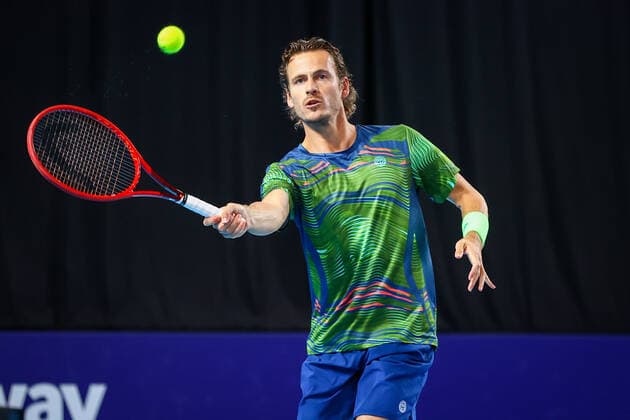 Dutch Wesley Koolhof pictured in action during a doubles men game between Dutch pair Koolhof-Rojer and Czech Jebavy and Belarus Vasilevski, a 1 8 finals game at the European Open Tennis ATP, Tennis Herren tournament, in Antwerp, Wednesday 20 October 2021. DAVIDxPINTENS  x3118335x