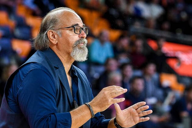 GER, EuroCup, ratiopharm ulm vs Buducnost VOLI Podgorica 20.10.2021, ratiopharm arena, Neu-Ulm, GER, EuroCup, ratiopharm ulm vs Buducnost VOLI Podgorica, im Bild Aleksandar Dzikic (Podgorica)