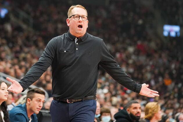 October 20, 2021, Toronto, on, Canada: Toronto Raptors head coach Nick Nurse reacts to a call during first half NBA, Basketball Herren, USA action against the Washington Wizards in Toronto Wednesday, October 20, 2021. Canada News - October 20, 2021  - ZUMAc35_ 20211020_zaf_c35_022 Copyright: xEvanxBuhlerx
