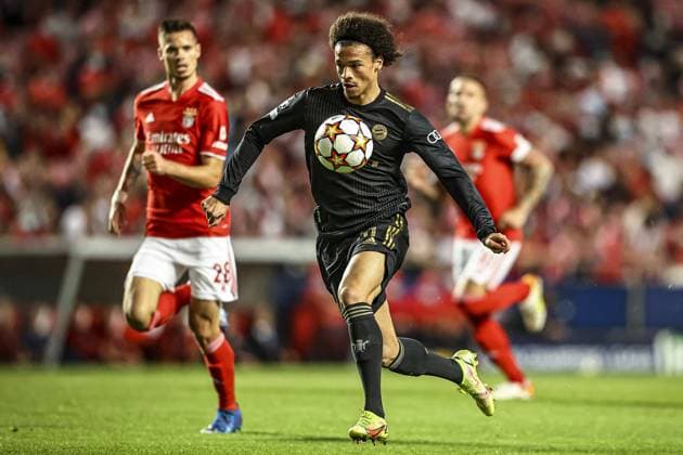 Sport Themen der Woche KW42 Sport Bilder des Tages Lisbon, Portugal, 20th Oct 2021: Bayern forward Leroy Sane during the UEFA Champions League football match between Benfica and Bayern Munich at the Estadio da Luz (Stadium of Light) also known as the Estadio do Lisboa e Benfica in Lisbon Portugal. Bayern won the game 0-4 with goals by Sane (70 mins, 84 mins Pedro Loureiro SPP UEFA Champions League - Benfica v Bayern Munich - Estadio da Luz 