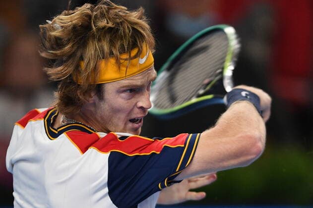 6677264 21.10.2021 Russia s Andrey Rublev returns a shot during the men s singles second round tennis match against France s Adrian Mannarino at the Kremlin Cup, in Moscow, Russia. Vladimir Astapkovich Sputnik Russia Tennis Kremlin Cup  9845e89ba9e590e6