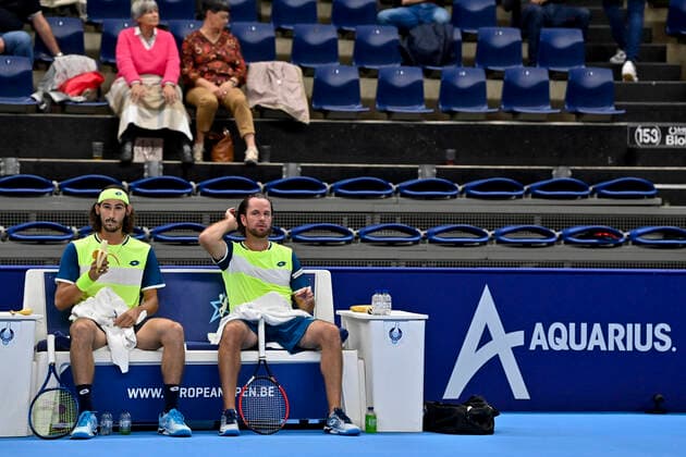 Belgian Xavier Malisse pictured during a doubles men game between Serbian Dodig and Brazilian Melo and Belgian Malisse and South-African Harris, a quarter finals game at the European Open Tennis ATP, Tennis Herren tournament, in Antwerp, Thursday 21 October 2021. DAVIDxPINTENS  x3119666x