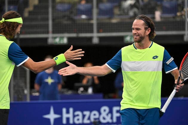 Belgian Xavier Malisse pictured in action during a doubles men game between Serbian Dodig and Brazilian Melo and Belgian Malisse and South-African Harris, a quarter finals game at the European Open Tennis ATP, Tennis Herren tournament, in Antwerp, Thursday 21 October 2021. DAVIDxPINTENS  x3119680x