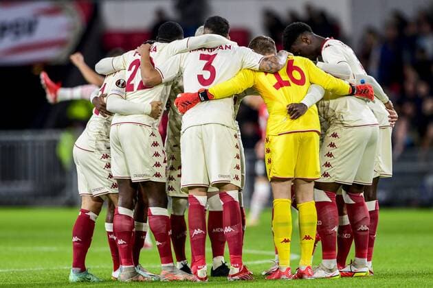 EINDHOVEN - AS Monaco players during the UEFA Europa League match between PSV Eindhoven and AS Monaco at Phillips Stadium on October 21, 2021 in Eindhoven, Netherlands. ANP OLAF KRAAK UEFA Europa League 2021 2022 xVIxANPxSportx xxANPxIVx
