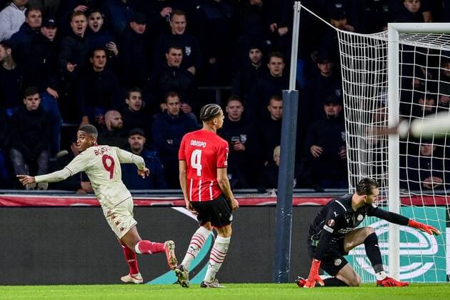 EINDHOVEN - Myron Boadu of AS Monaco scores the 0-1 during the UEFA Europa League match between PSV Eindhoven and AS Monaco at Phillips Stadium on October 21, 2021 in Eindhoven, Netherlands. ANP OLAF KRAAK UEFA Europa League 2021 2022 xVIxANPxSportx xxANPxIVx