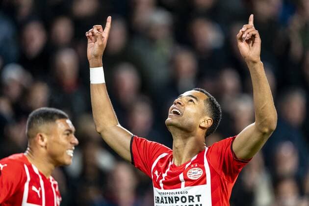 EINDHOVEN, Netherlands, 21-10-2021, football, Philips stadium, Europa League, season 2021 2022, during the match PSV - Monaco, PSV player Cody Gakpo scores the 1-1 and celebrating the goal PSV - Monaco  x13998770x Copyright: