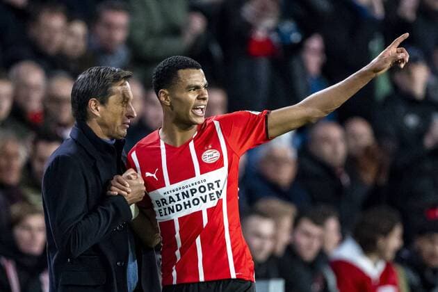 EINDHOVEN, Netherlands, 21-10-2021, football, Philips stadium, Europa League, season 2021 2022, during the match PSV - Monaco, PSV player Cody Gakpo gets injured PSV - Monaco  x13998988x Copyright: