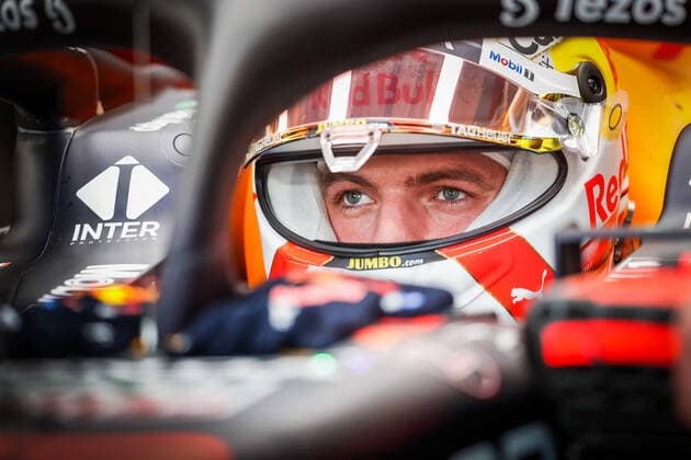 VERSTAPPEN Max (ned), Red Bull Racing Honda RB16B, portrait during the Formula 1 Aramco United States Grand Prix 2021, 17th round of the 2021 FIA Formula One World Championship, WM, Weltmeisterschaft from October 21 to 24, 2021 on the Circuit of the Americas, in Austin, Texas, United States of American - F1 - UNITED STATES GRAND PRIX 2021 DPPI Panoramic  00121035__V2_7986