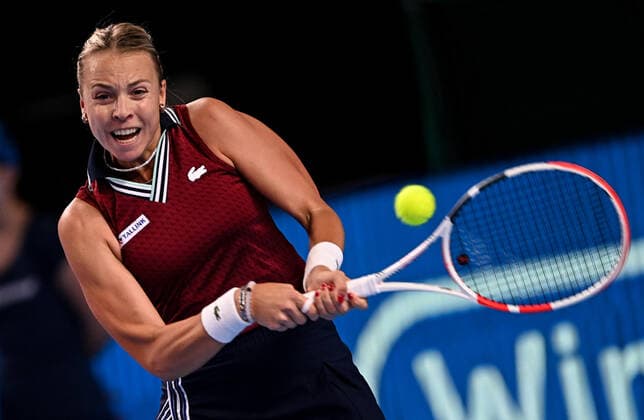 6678972 23.10.2021 Estonia s Anett Kontaveit returns a shot during the women s singles semifinal tennis match against Czech Republic s Marketa Vondrousova at the Kremlin Cup, in Moscow, Russia. Alexey Filippov Sputnik Russia Tennis Kremlin Cup  8ca30f0ee719b025