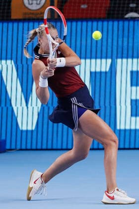 VTB Kremlin Cup 2021 International Tennis Tournament Anett Kontaveit of Estonia returns the ball to Marketa Vondrousova of Czech Republic during the women s singles semifinal tennis match of the WTA, Tennis Damen 500 VTB Kremlin Cup 2021 International Tennis Tournament at the Irina Viner-Usmanova Gymnastics Palace on October 23, 2021 in Moscow, Russia. Moscow Russia  Copyright: xMikexKireevx kireev-notitle211023_npUaI