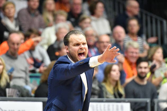 Buzas Vyautas (Nuernberg Falcons BC Headcoach) Basketball, BARMER 2. Basketball Bundesliga, RASTA Vechta - Nuernberg Falcons BC, 23.10.2021, 6. Spieltag, Rasta Dome Vechta Copyright: xWenzel Eibner-Pressefotox RVA