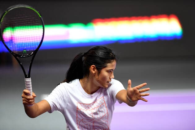 Qualifications for WTA, Tennis Damen 250 Transylvania Open 2021 in Cluj-Napoca Romania, 23 October 2021 in BT Arena Emma Raducanu (UK) in action during free practice on day one of Qualifications for WTA 250 Transylvania Open 2021 in Cluj-Napoca Romania, 23 October 2021 in BT Arena Cluj-Napoca Cluj Romania Copyright: xAncaxTepeix