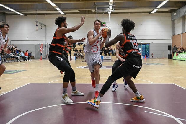 Barmer 2. Basketball Bundesliga ProB, Rheinstars Koeln vs. Dragons Rhoendorf, 23.10.2021 Thomas Michel (RheinStars Koeln 7), Barmer 2. Basketball Bundesliga ProB, Rheinstars Koeln vs. Dragons Rhoendorf am 23.10.2021 im ASV Koeln in Koeln (Nordrhein-Westfalen) Copyright: xBEAUTIFULxSPORTS Mueller-Laschetx