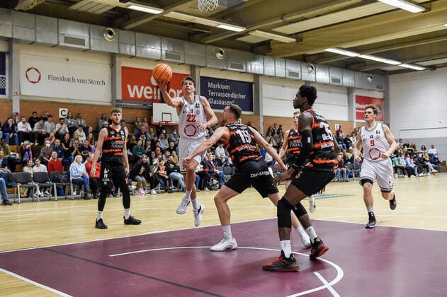 Barmer 2. Basketball Bundesliga ProB, Rheinstars Koeln vs. Dragons Rhoendorf, 23.10.2021 Valentin Blass(RheinStars Koeln 22), Barmer 2. Basketball Bundesliga ProB, Rheinstars Koeln vs. Dragons Rhoendorf am 23.10.2021 im ASV Koeln in Koeln (Nordrhein-Westfalen) Copyright: xBEAUTIFULxSPORTS Mueller-Laschetx