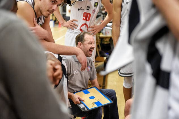 Barmer 2. Basketball Bundesliga ProB, Rheinstars Koeln vs. Dragons Rhoendorf, 23.10.2021 Simon Cote (Trainer RheinStars Koeln), Barmer 2. Basketball Bundesliga ProB, Rheinstars Koeln vs. Dragons Rhoendorf am 23.10.2021 im ASV Koeln in Koeln (Nordrhein-Westfalen) Copyright: xBEAUTIFULxSPORTS Mueller-Laschetx