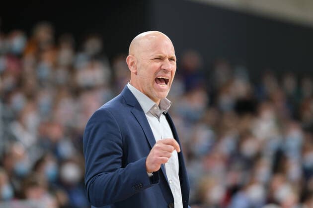 Denis Wucherer (s.Oliver Wuerzburg,Head Coach) beim BBL Spiel der MLP Academics Heidelberg vs. s.Oliver Wuerzburg in der 1.Basketball Bundesliga am 23.10.2021 MLP Academics Heidelberg vs. s.Oliver Wuerzburg, Basketball, Easycredit BBL, 23.10.2021 Heidelberg Copyright: xEibner-Pressefotox xMichaelxBermelx